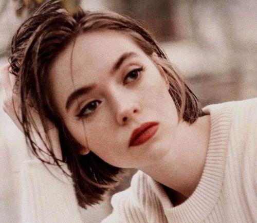 黑皮欧美头巾图片女生,时尚与个性的完美融合